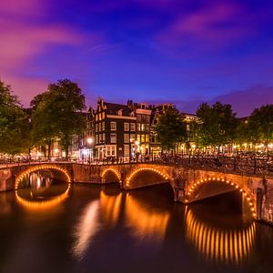 AMSTERDAM ' s avonds idylle van de Keizersgracht en de Leliegracht van Melanie Viola