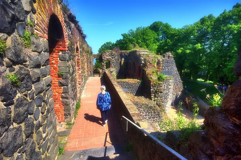 Ruines du château de Kaiserswerth par Edgar Schermaul