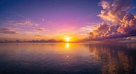 Ruhiger Sonnenuntergang am Meer von Markus Gann