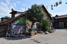 Metelkova 6 sur Erik Buitenhuis