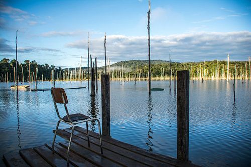 Rust aan het Brokopondostuwmeer