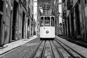 Tramway de Lisbonne en noir et blanc