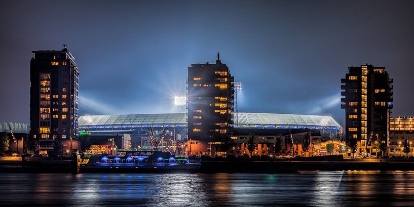 De Kuip / The Feijenoord Stadium by Evert Buitendijk