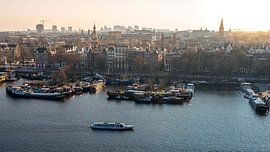 Skyline van Amsterdam – gelaagd licht boven het centrum van Rachel Mein
