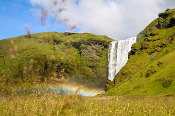 Waterval met regenboog van natuurlijkjohn
