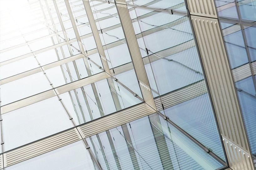 Glass facade in Berlin by Heiko Kueverling