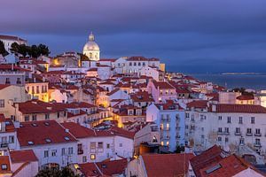 Avond in Lissabon, Portugal (2) van Adelheid Smitt