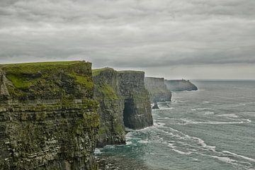 Les falaises de Moher et de Burren en Irlande. Paysage maritime irlandais épique