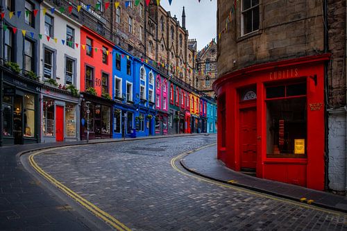 Edinburgh Victoria street II van Mario Visser