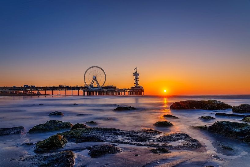 Coucher de soleil apaisant à Scheveningen par Bea Budai