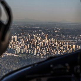 Vancouver vanuit een vliegtuig van Irene Hoekstra