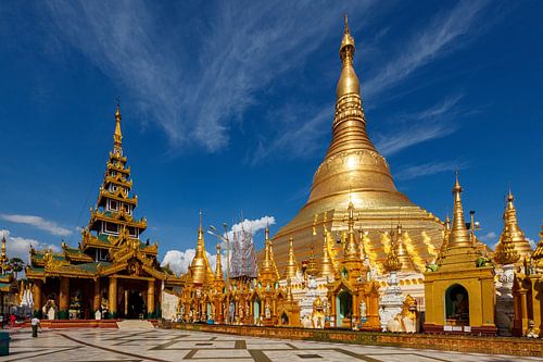 De Shwedagon Pagode in Yangon Myanmar