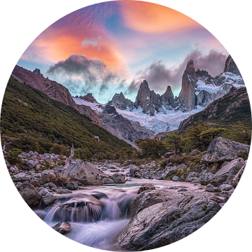 Fitz Roy Cascades en Mount Fitz Roy