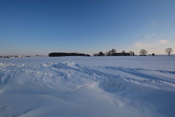 Schneeverwehungen bei Neukamp, Putbus, Insel Rügen von GH Foto & Artdesign