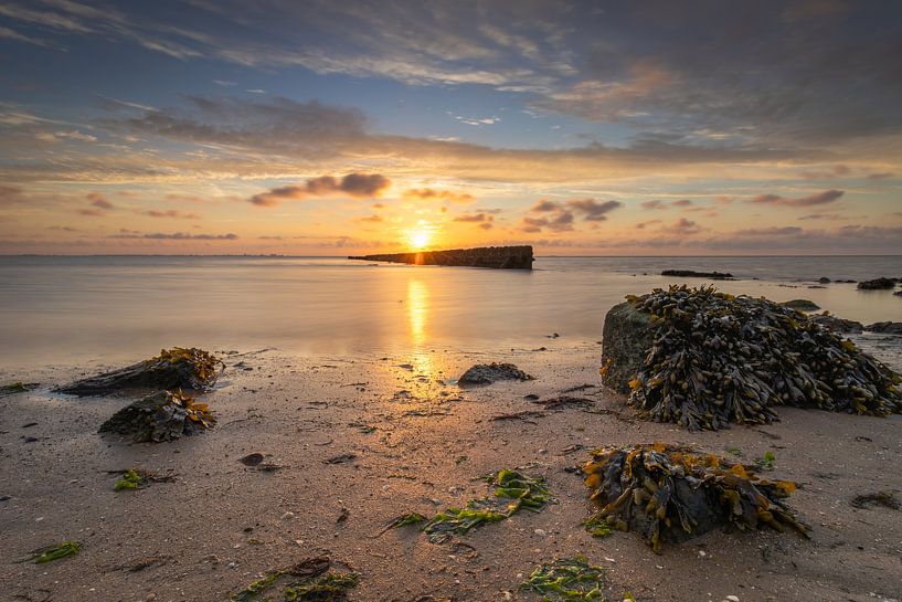Zonsondergang aan de Waddenzee van Bram Lubbers