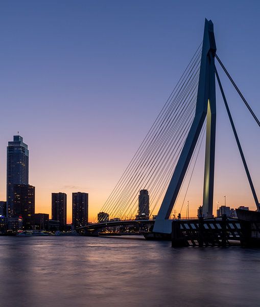 Erasmus bridge at sunset by Bram Lubbers