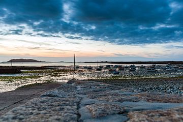 Haven van Port Le Epine, Bretagne,  bij zonsondergang