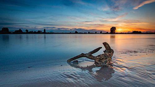 On the bank of the river Lek