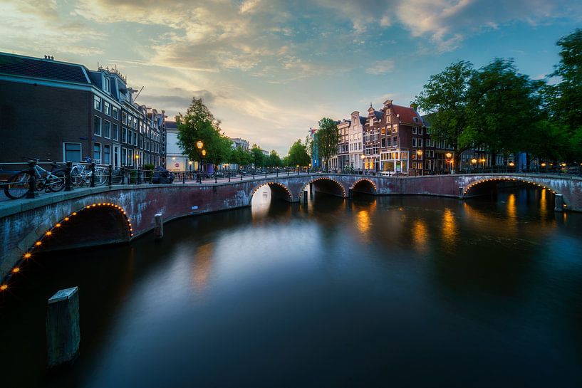 Beautiful old-fashioned Amsterdam by Roy Poots
