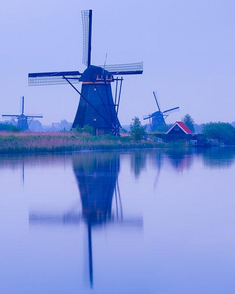 An early morning at the Kinderdijk by Henk Meijer Photography