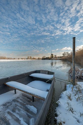 Molen de Vrijheid aan rivier de Linge