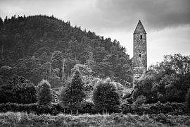 Glendalough in schwarz und weiß, Irland