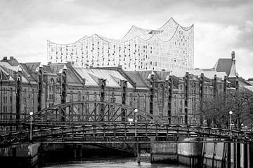 Speicherstadt en Elbphilharmonie in Hamburg van Andrea Gaitanides - Fotografie mit Leidenschaft