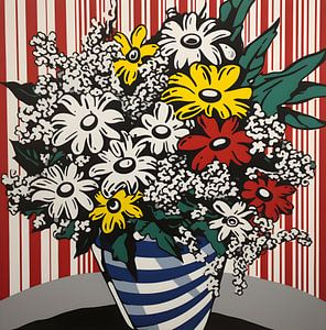 Vase avec fleurs sur Artsy