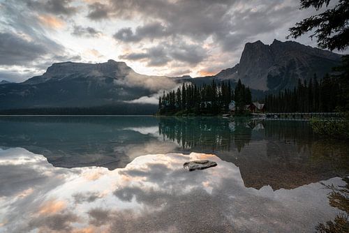 Emerald Lake, Yoho National Park, British Columbia, Canada