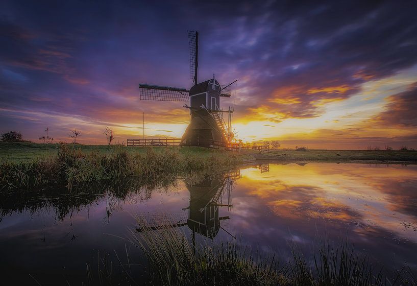 Munnikenmolen Sonnenaufgangsreflexion.. von EricsonVizcondePhotography