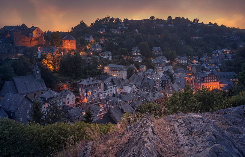 Monschau by Bas Handels