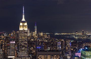 Skyline New York City - Empire State Building (U.S.A.) van Marcel Kerdijk