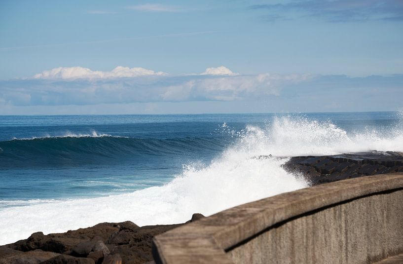 golven breken op de kust van ChrisWillemsen