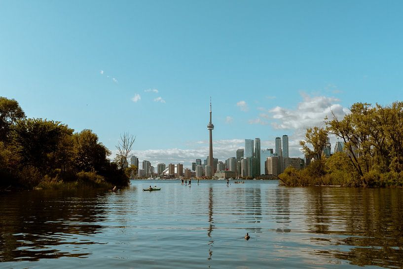 Toronto by Hello Pompoyo