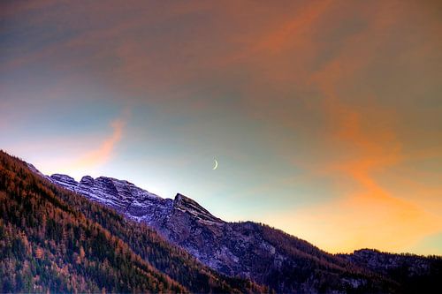 De maan boven de Hintersee