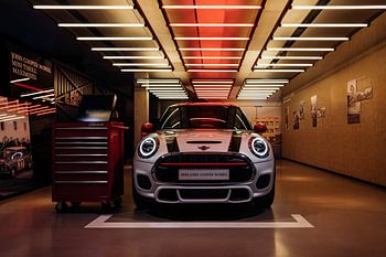 Voiture MINI, plaisir MAXI.