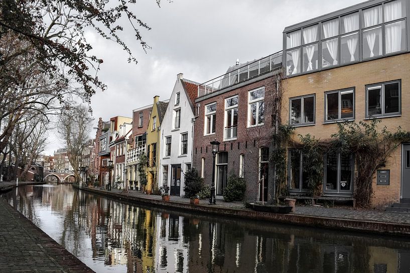 Reflectie van grachtenpanden in Utrecht von Kim de Been