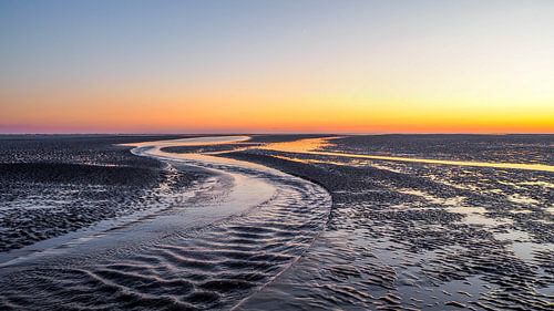 Zonsondergang op het Wad nabij Amland