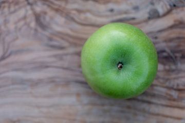 Grüner Apfel von Jantina Mulder