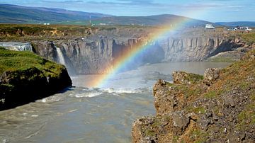 Godafoss waterval in IJsland van Menno Schaefer