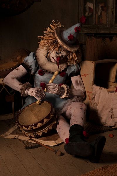 Clown by Menno Binsma