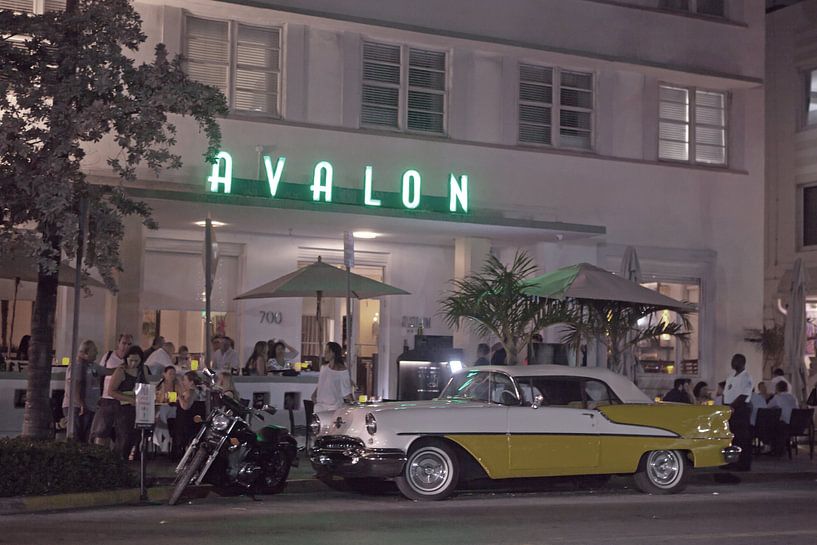 Miami Beach - Oldtimer in the Art Deco quarter by t.ART