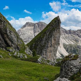 Pieralongia rocks by Rudolf Brandstätter