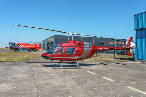 Agusta-Bell AB206B JetRanger II Hubschrauber. von Jaap van den Berg