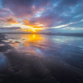 Sunset at Wijk Aan Zee by Guido Graas