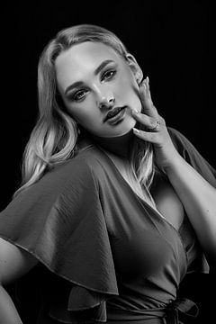 Portrait photography powerful with a hushed atmosphere