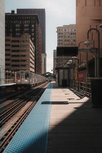 Chicago subway station by Joris Vanbillemont
