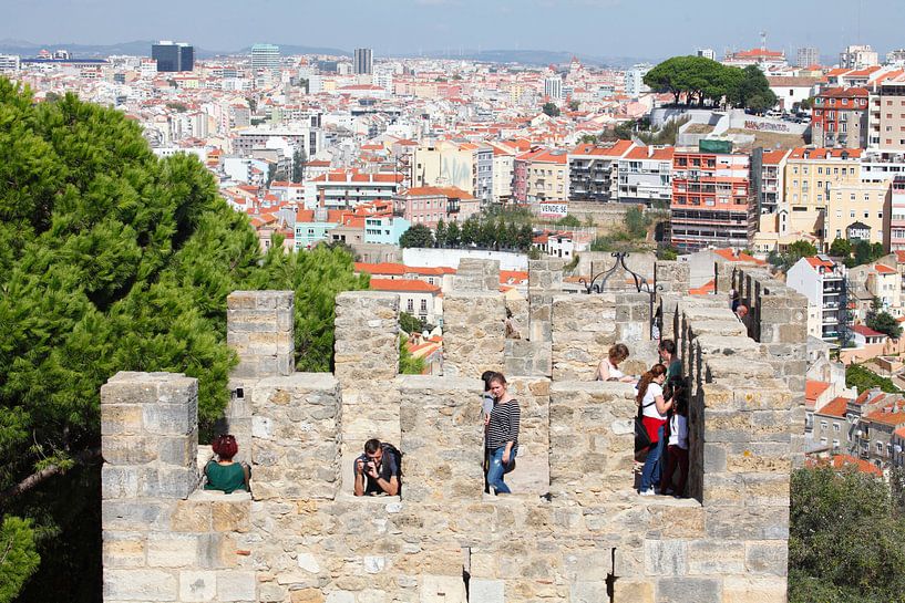 Tower of the Castelo Sao Jorge, Lisbon, Portugal by Torsten Krüger