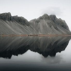 Paysage de montagne en Islande sur Dylan Barkley