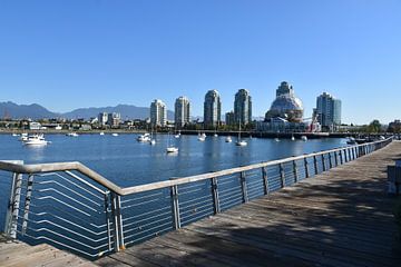 Walk along the waterfront by Claude Laprise